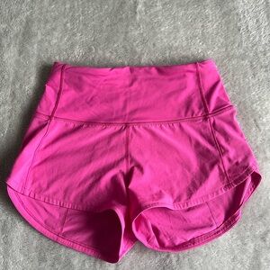 Lululemon Speed Up High-Rise Short
2.5' size 0
